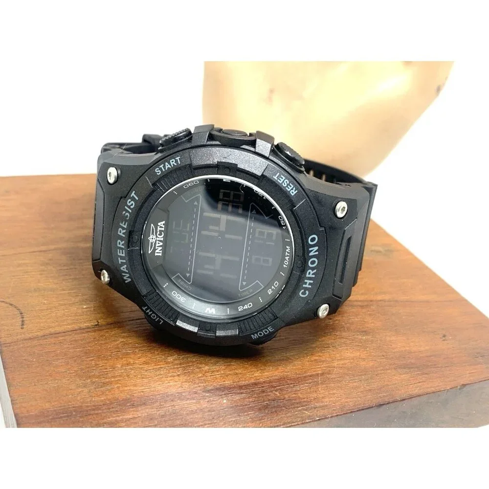 Invicta racing men